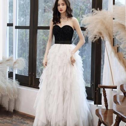 Black And Withe Tulle Long Prom Dress Sweetheart..