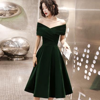 Green Velvet Short Prom Dress Homecoming Dress