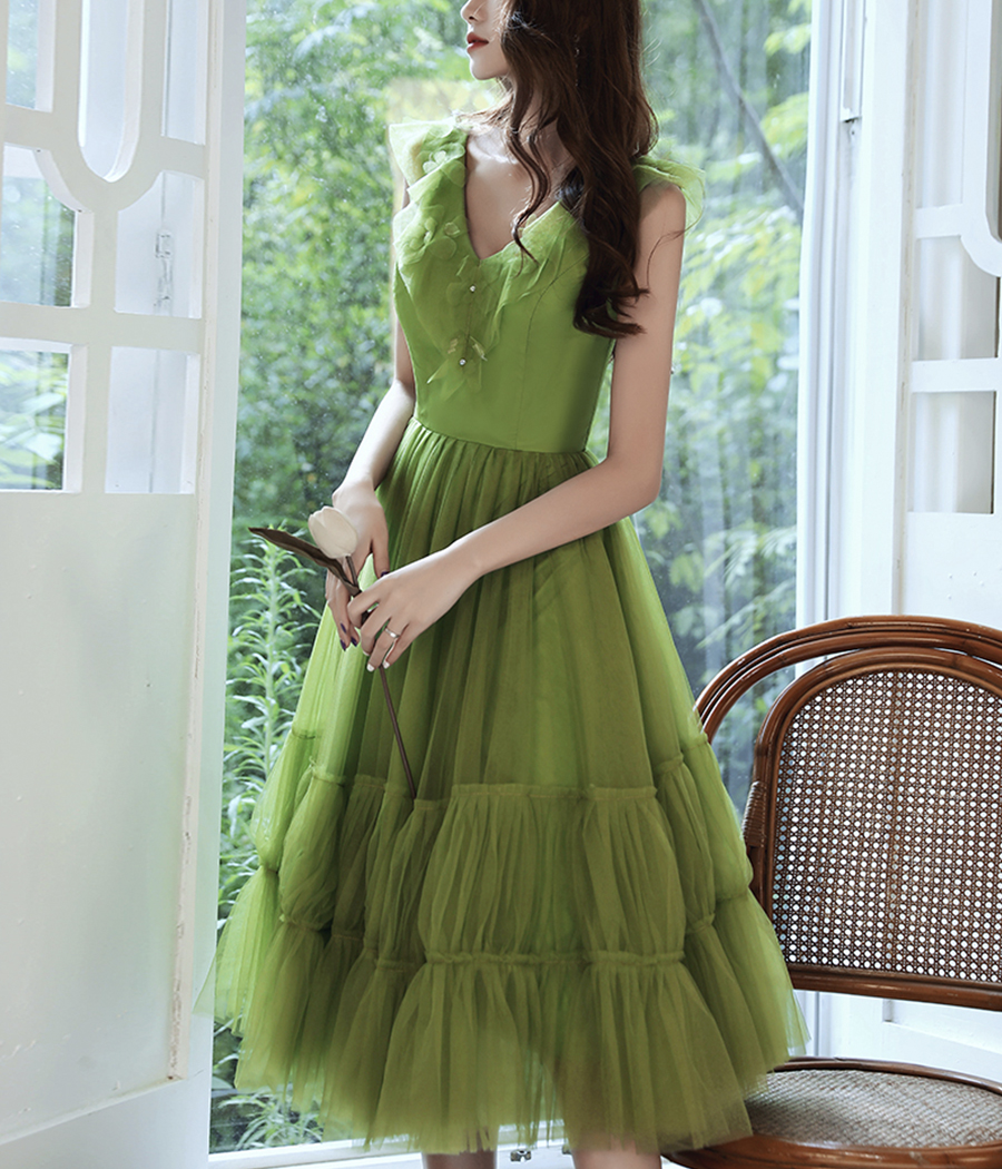 Green V Neck Tulle Short Prom Dress Party Dress