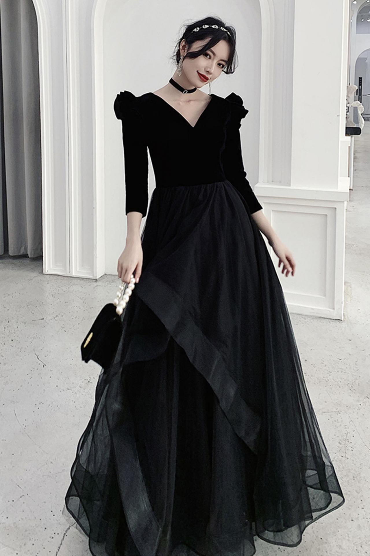 V-Neck Elegant Black Sheath Prom Dress