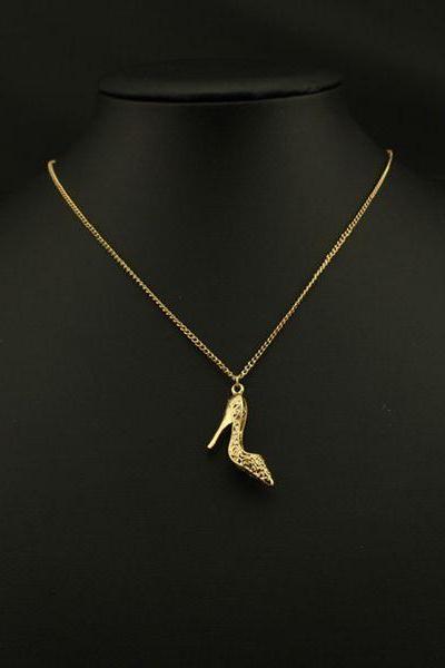 Delicate high-heeled shoes pendant chain of clavicle contracted short necklace