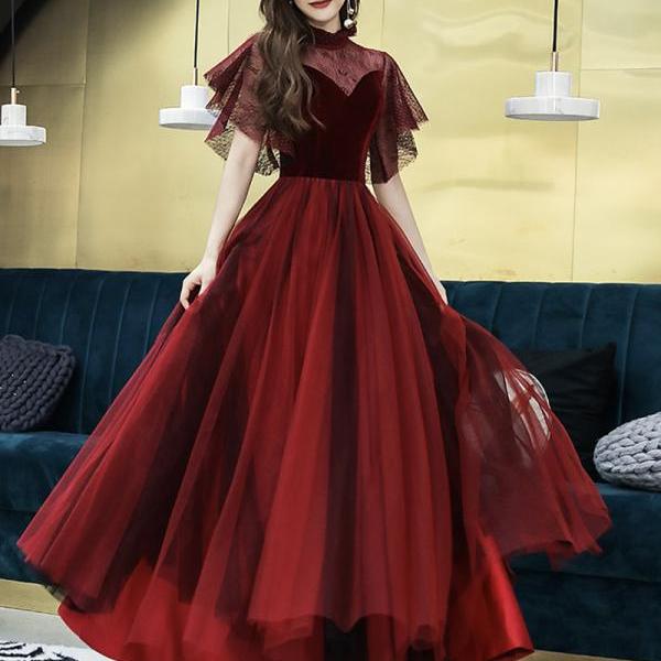 Burgundy Velvet Bodice Tulle V‑Neck Prom Dress Ballgown