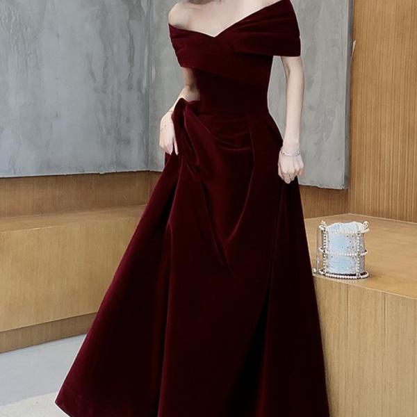 Velvet dark red store dress