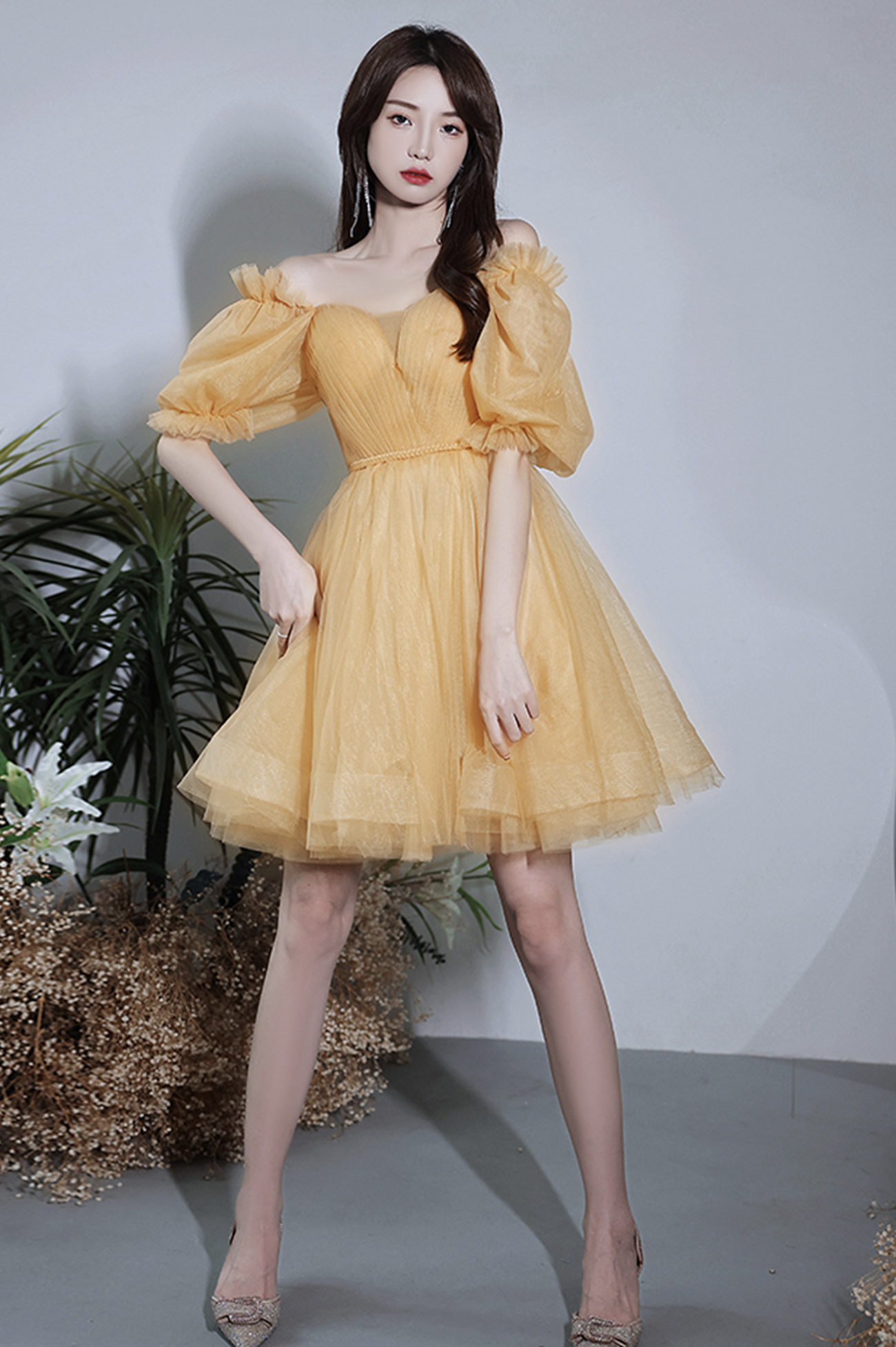 Cute tulle short prom dress, Retract your waist bridesmaid dress main image 1
